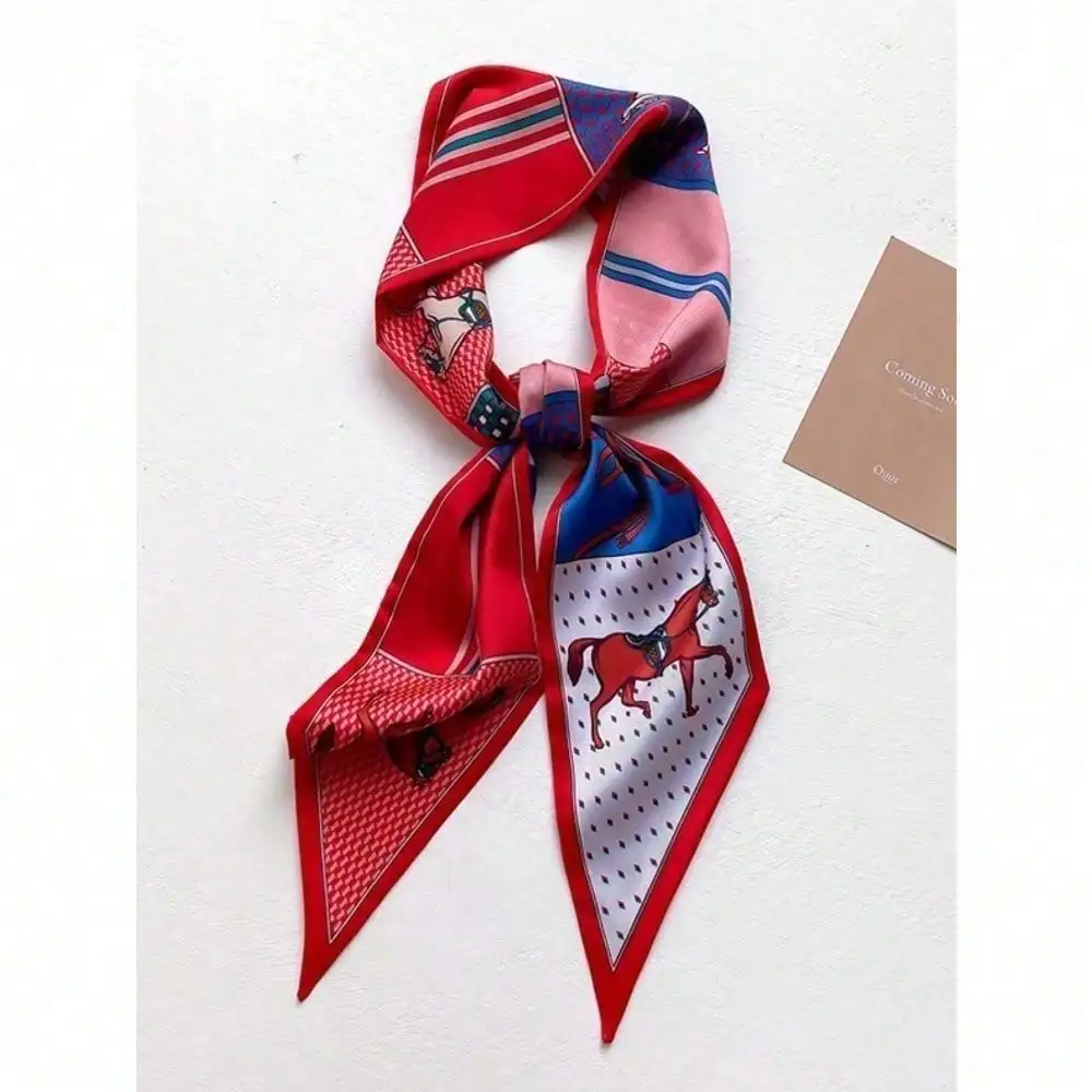 

Elegant Silk Scarf Featuring A Horse Motif – A Timeless Accessory Suitable For Multiple Styling Applications, Including As A Headscarf, Hairband, Or Neck Kerchief; An Ideal Gift Choice For Women And Girls