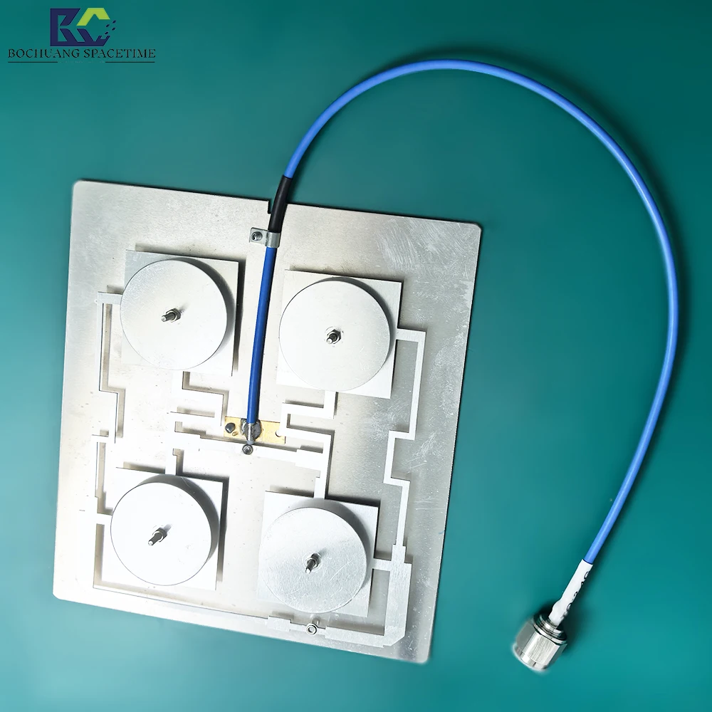 High-Power 2.4GHz Panel Antenna 2400-2500MHz 18dBi Gain Directional Transmission for Drone Applications 10W-100W