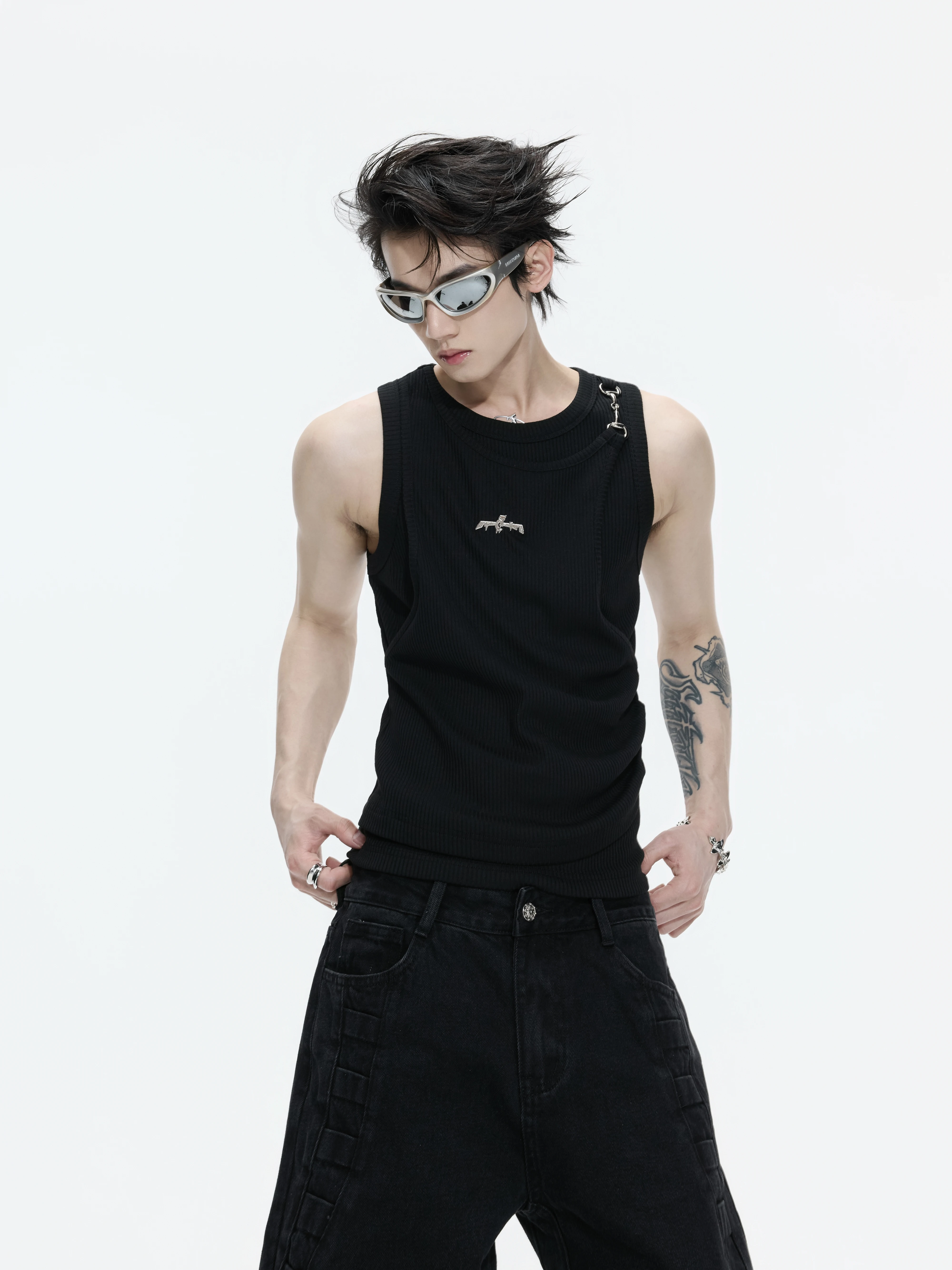 Argue Men's Breathable Fitness Tank Top Metal Splice Sleeveless Threaded Vest Versatile Slim Fit Summer Sportswear T-Shirt