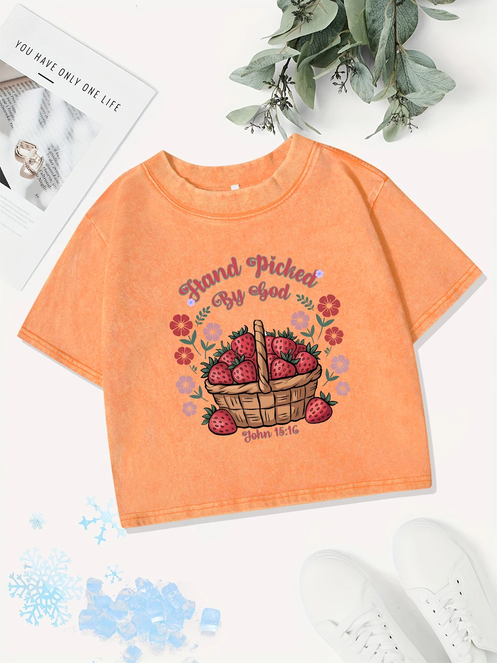Summer Cotton Crop Tops Womens A Basket Of Fresh Strawberries Prints Washed T-Shirt Casual Regular Fit O-Neck Tees Y2K Clothes