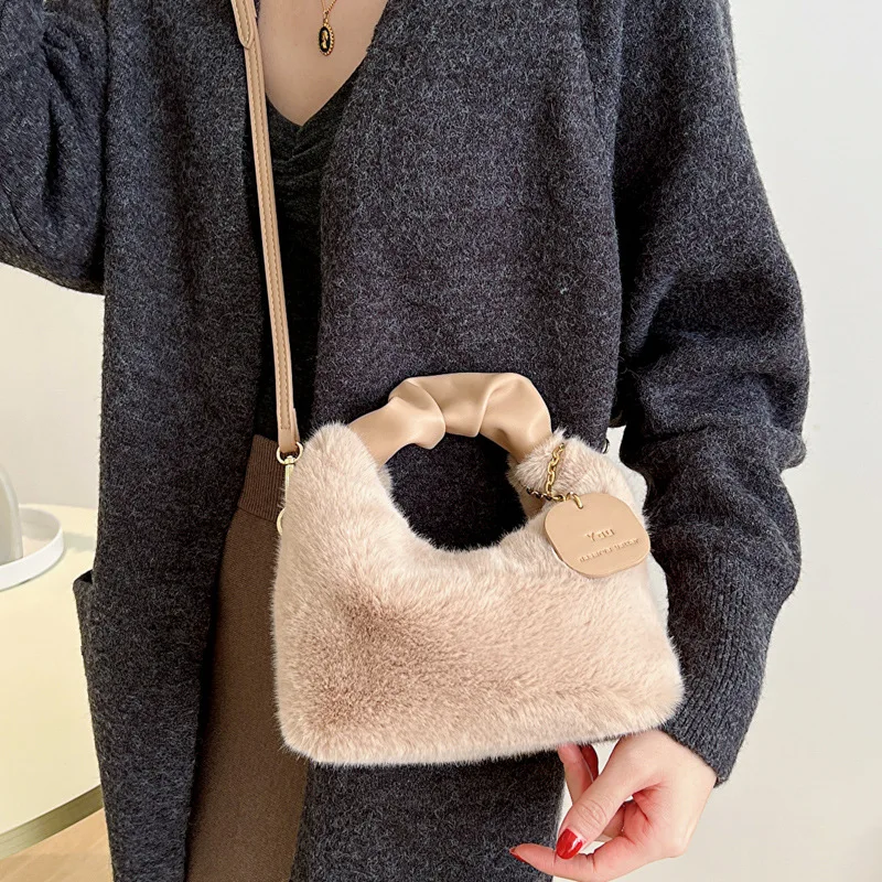 2023 New Plush Women's Handbag Cute Comfortable Versatile Temperament Style Handbag For Women's Girl Birthday Present