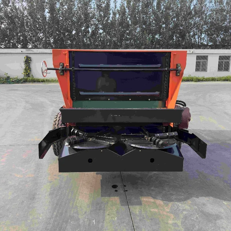 Spreading Manure, Pellet Fertilizer, Lime, Sand Without Clogging Low-Maintenance Dual Spinner Spreader