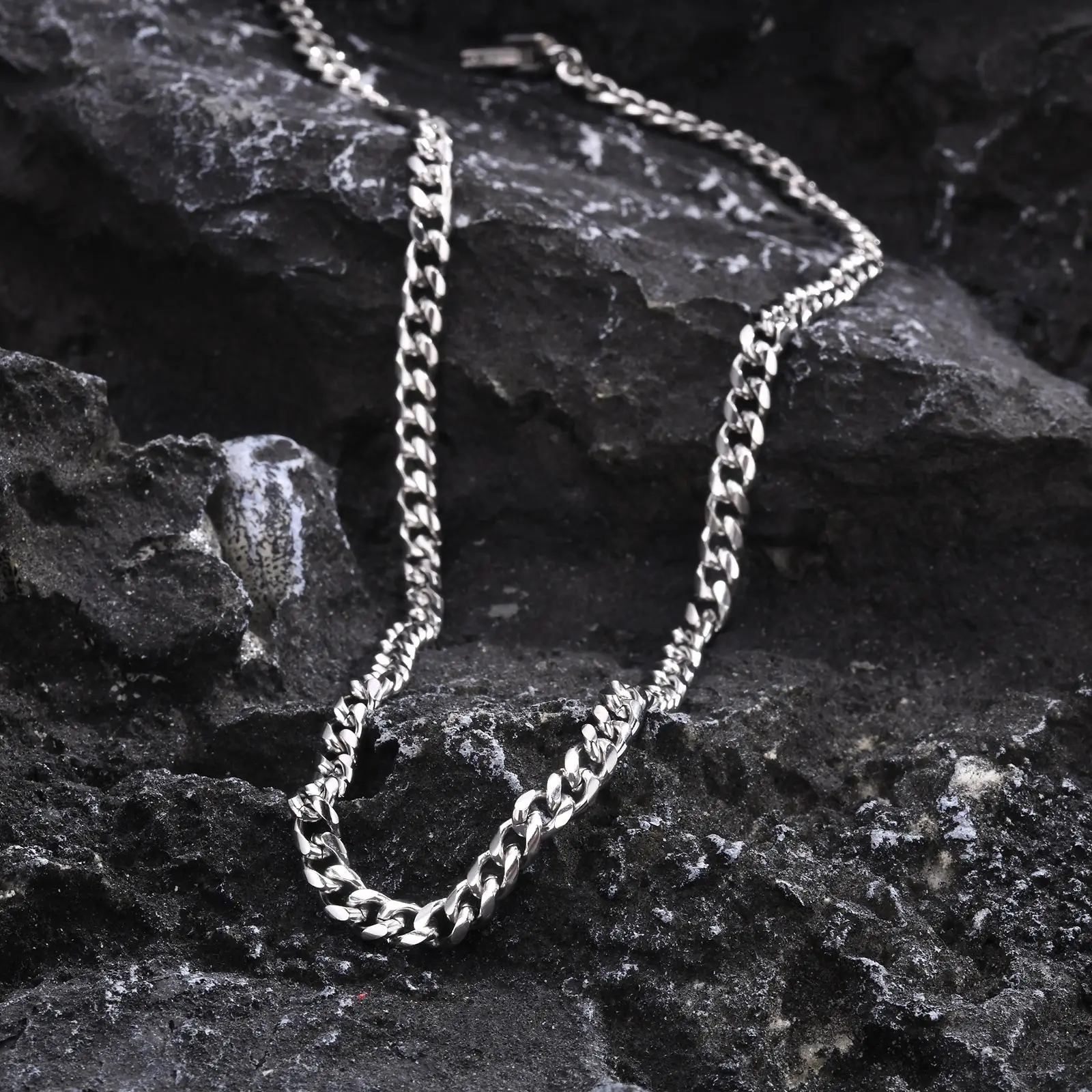 Vnox Never Fade 5mm/6mm/8mm Steel Cuban Chain Necklace for Women