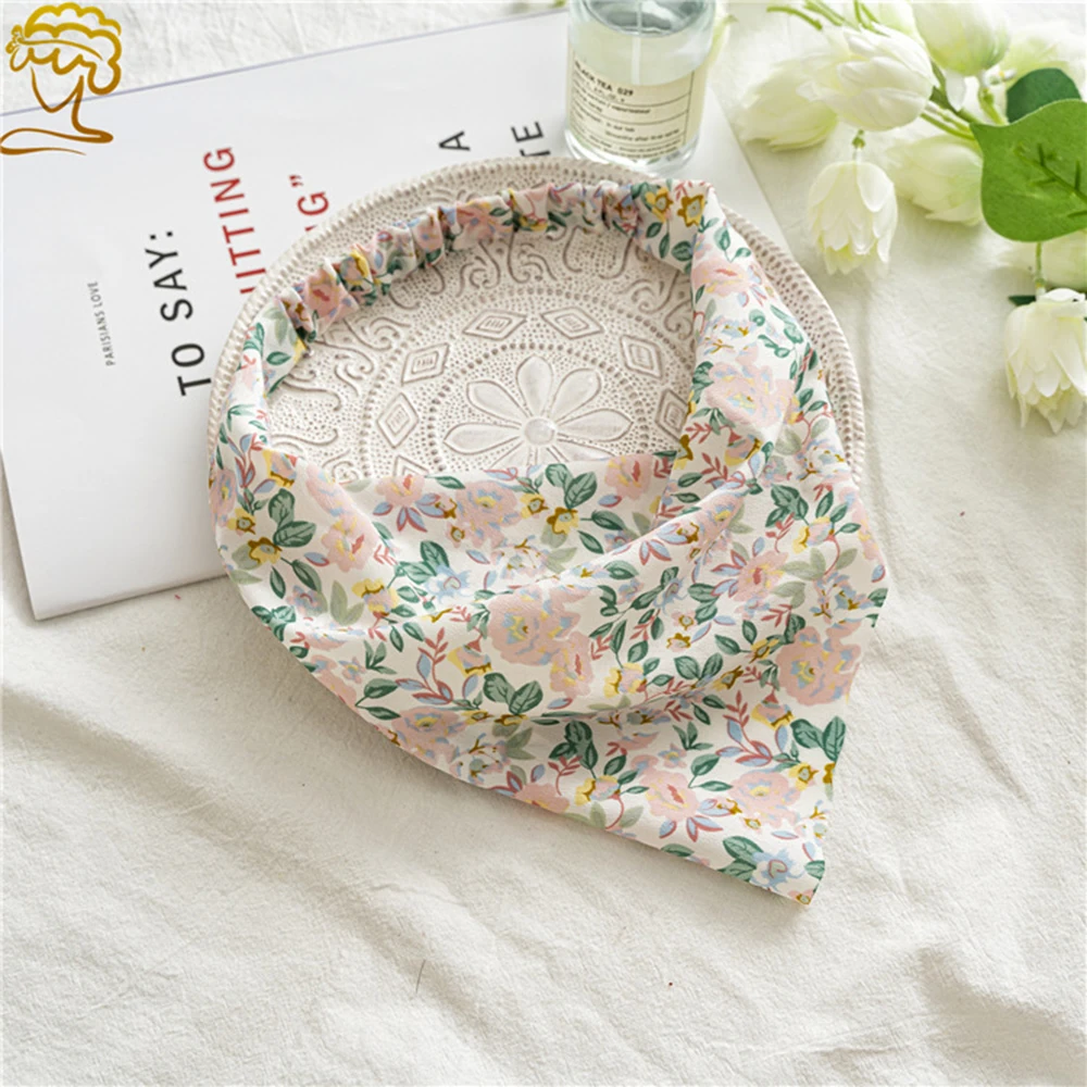 Damen Kleine Blumenmuster Stoff-Bandanas Mädchen Frische Dreieckige Kopftücher Damen Sommer Herbst Haarschals Haaraccessoires Turban – Detail 5