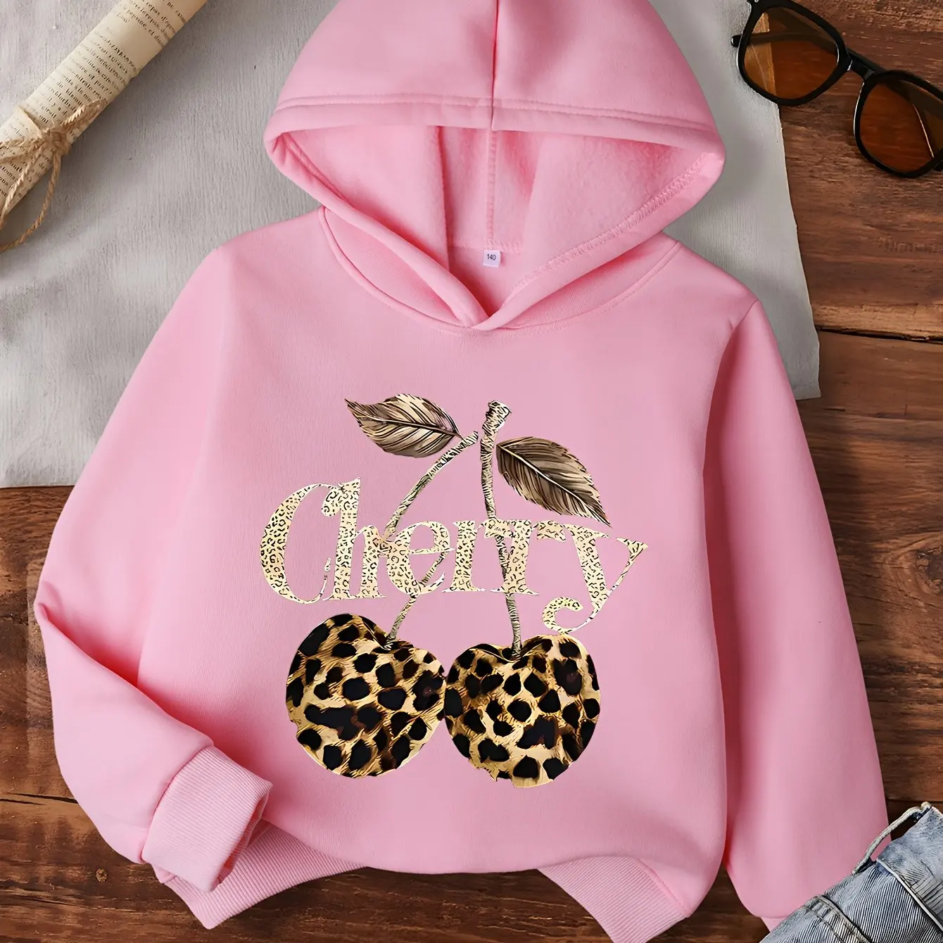 New autumn/winter stylish and comfortable Christmas hooded sweatshirt, casual printed top.