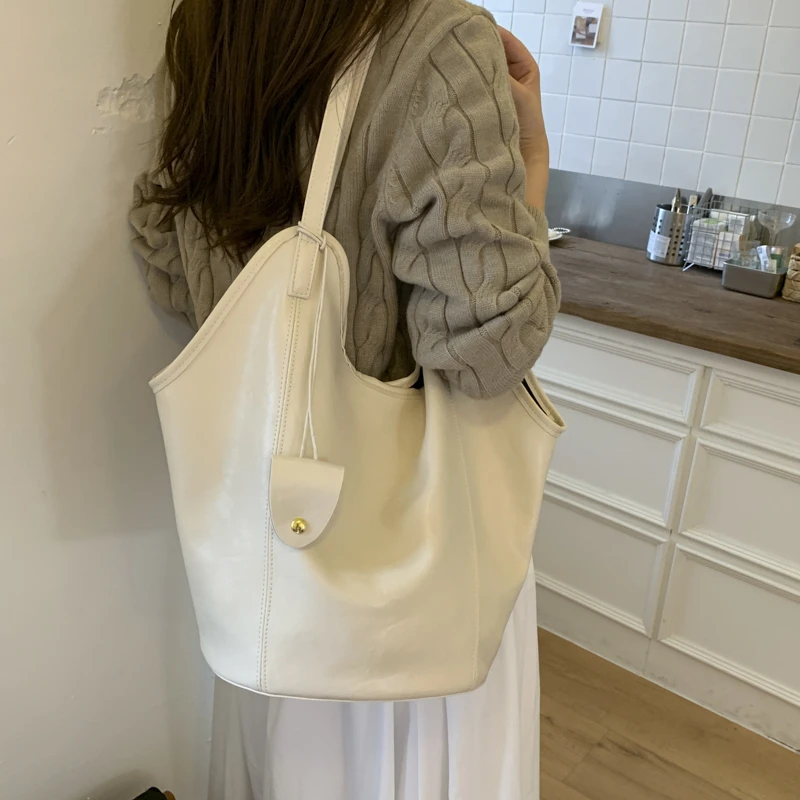 

Elegant Women Leather Luxury Classic Fashion Designer Shoulder Tote Bag Crossbody Handbag For Everyday Beautiful Looks