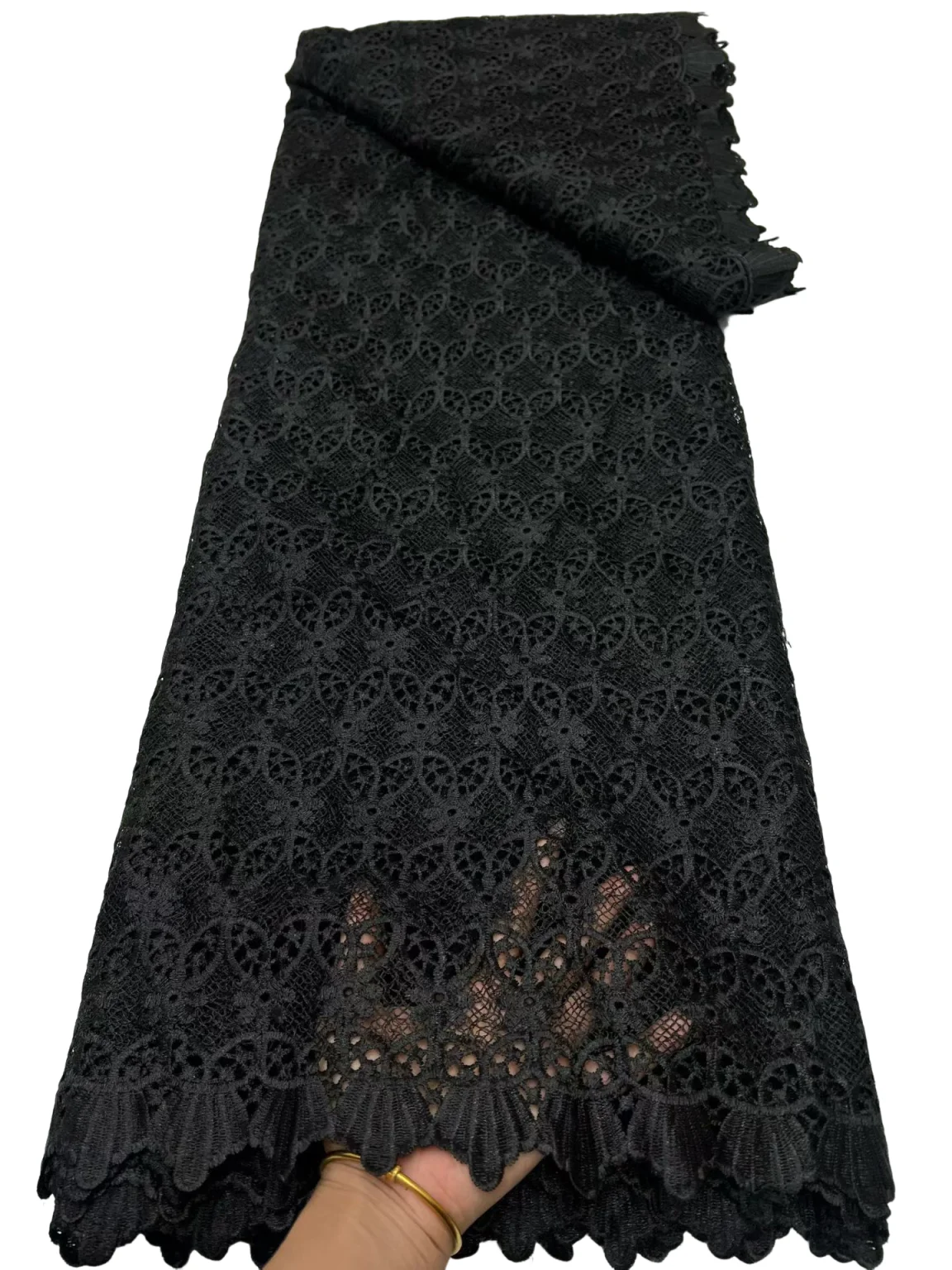 

Latest Black African Guipure Cord Lace Fabric Hot Sale Nigerian Style Water Soluble Lace Fabrics 5 Yards for Wedding Party 740