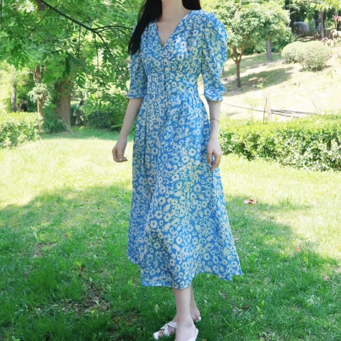 

Women's V-neck puff sleeve summer dress daisy print casual vacation midi robe
