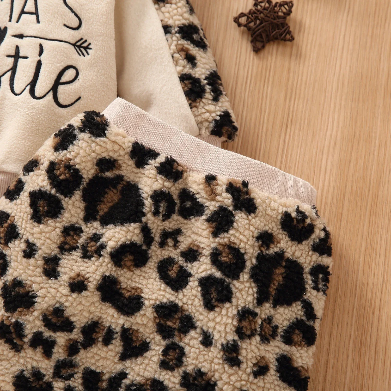 PatPat 2pcs Baby Girl Letter Embroidered Beige Thickened Polar Fleece Long-sleeve Hoodie and Leopard Mini Skirt Set