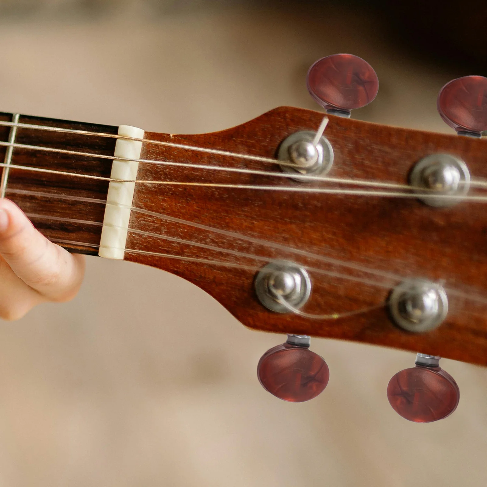 

1Set Guitar Fully Enclosed Tuning Pegs Locking Tuners Precision Stable Sound for Acoustic Electric Guitar Replacement