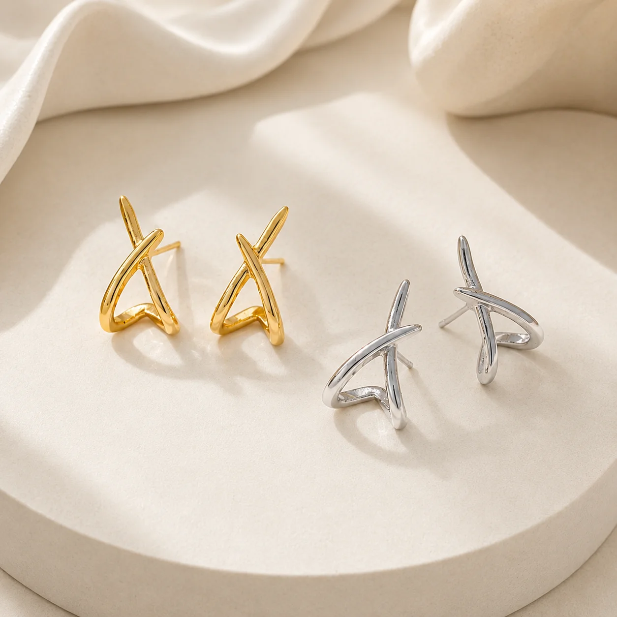 Minimalist Sculptural Cross Stud Earrings for Women Gold Silver Tone Geometric X Shape Ear Studs Modern Fashion Jewelry Gift
