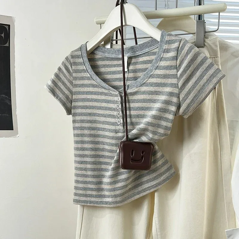 

2025 Summer Women's Striped T-Shirt, Slim Fit Casual Short Sleeve Top, Round Neck Versatile Tee