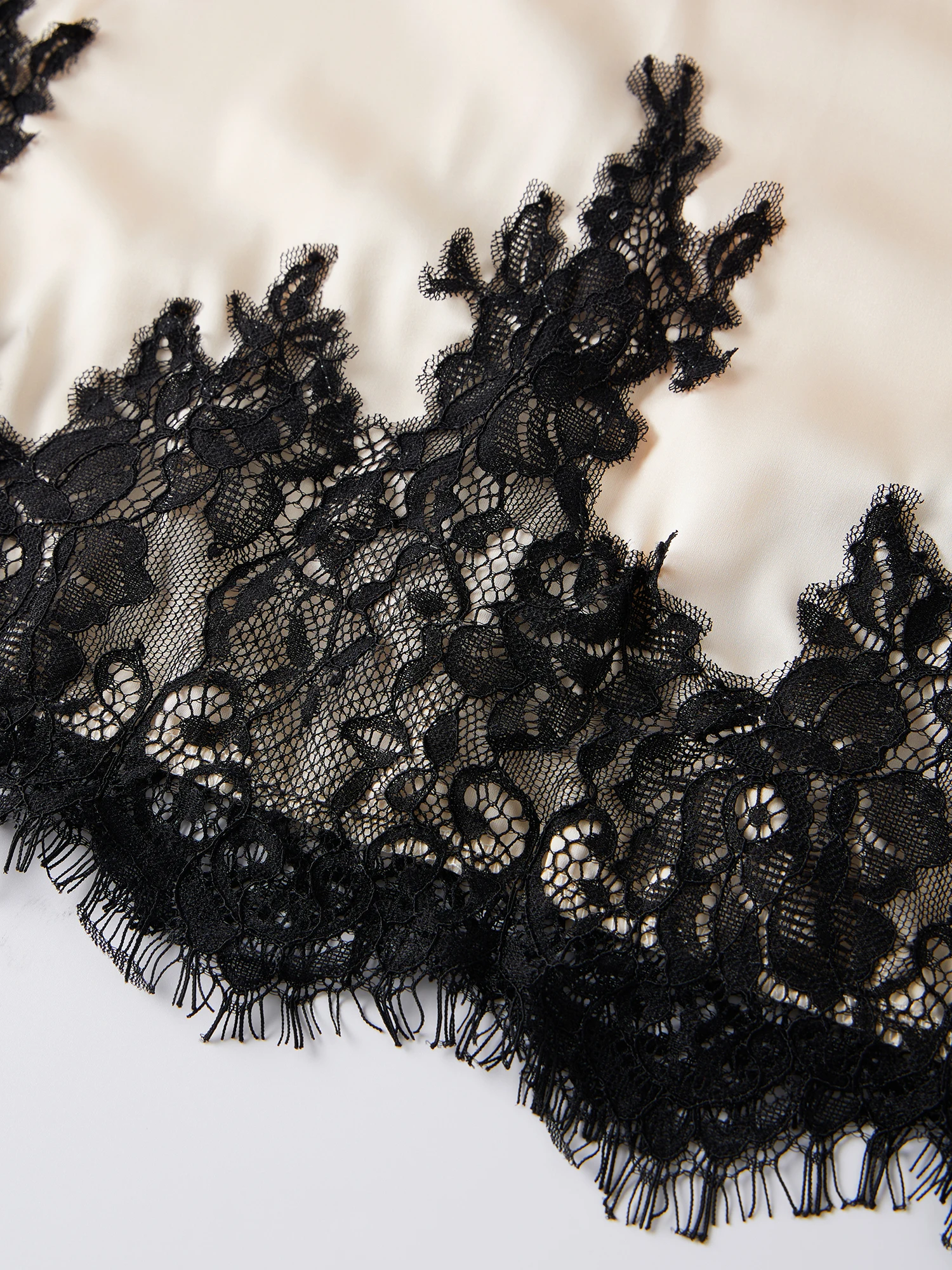 تنورة متوسطة الطول أنيقة بطبعة زهور عالية الخصر مع حاشية مكشكشة للنساء مثالية لأزياء الصيف والربيع والخريف #2