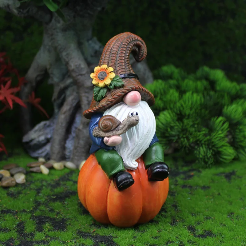 15cm Creative Urinating Gnome Statue Resin Crafts White Bearded Old Man Dwarf Sculpture Christmas Garden Courtyard Decoration