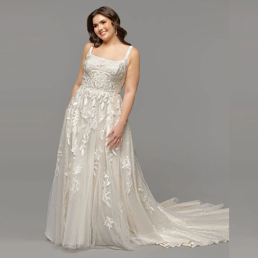 Plus Size Wedding Dresses For Bride Square Collar A-Line Bridal Gowns Openless Lace Applique Sweep Train Brides dress Customized