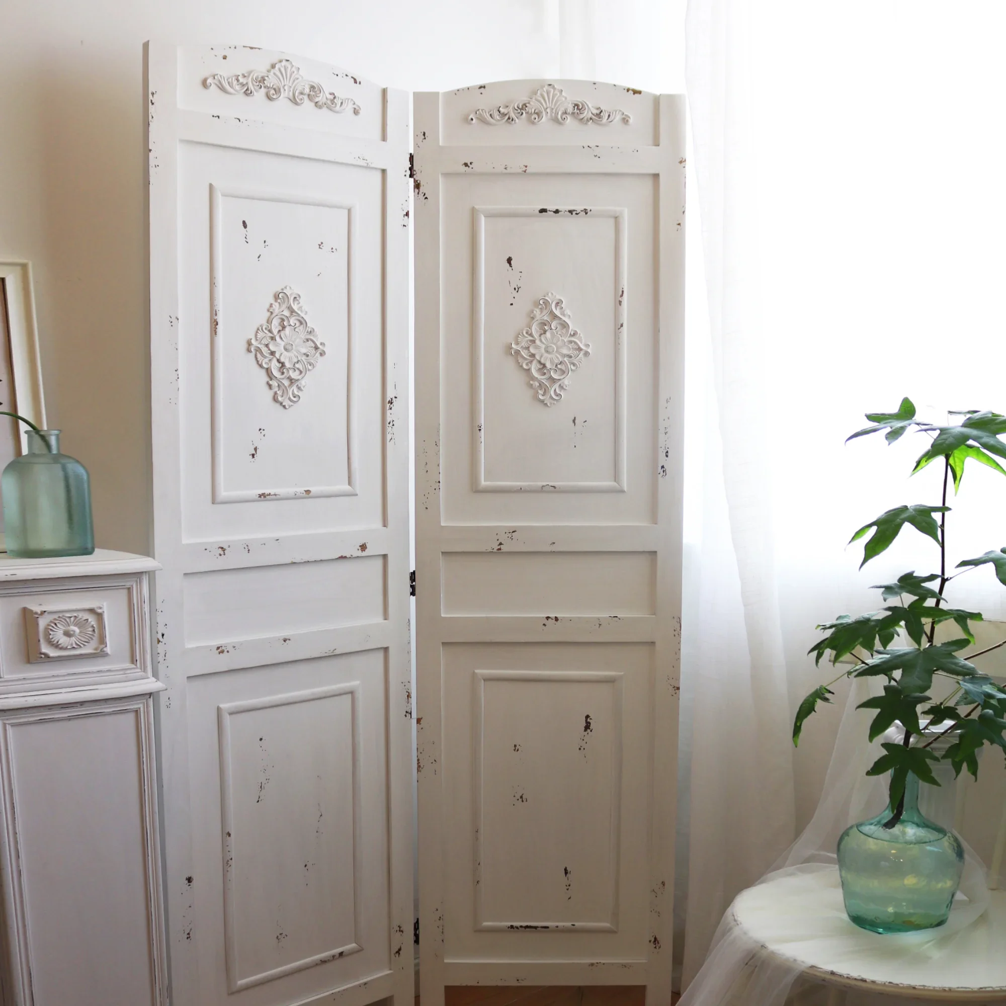 

Carved Bed & Breakfast Clothing Wedding Shop Partition Accordion Partition Screen Window Dessert Photography Background