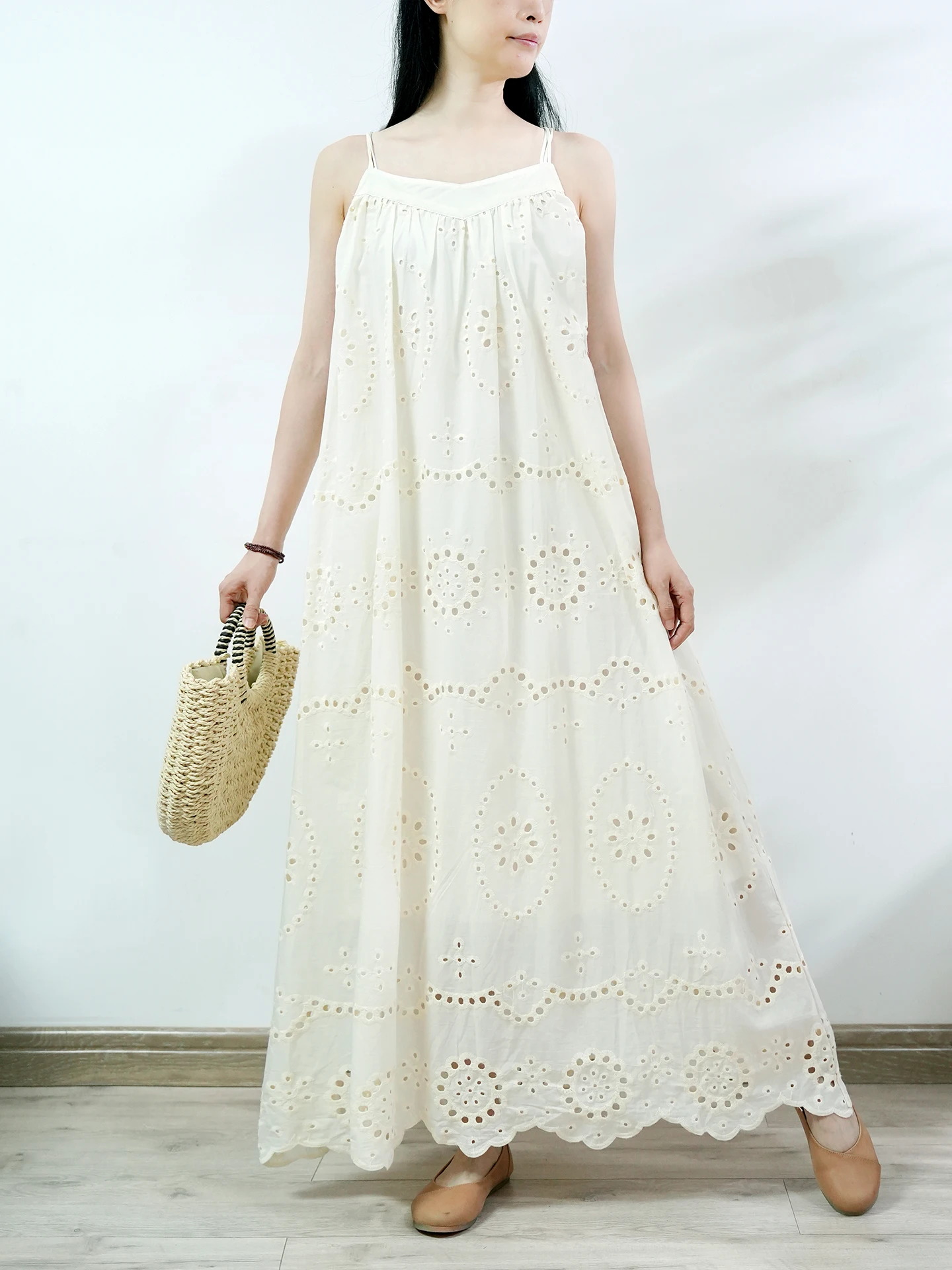 

TIYIHAILEY Long Maxi Summer Women Ladies Dress Sleeveless Embroidery Fashion New A-line High Quality Spaghetti Strap Beige