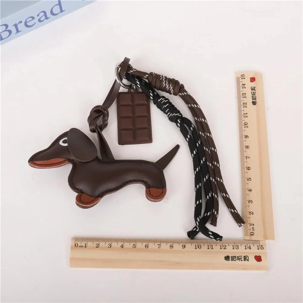 الجلود الألماني الكلب طوق قلادة المفاتيح سيارة حلقة رئيسية حقيبة ملحق الحيوانات الأليفة تحت عنوان هدية العنصر