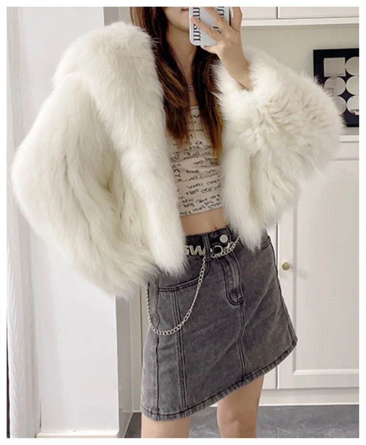 2024 Haining fur winter fox hair woven double-sided encrypted navy collar young short fur coat for women