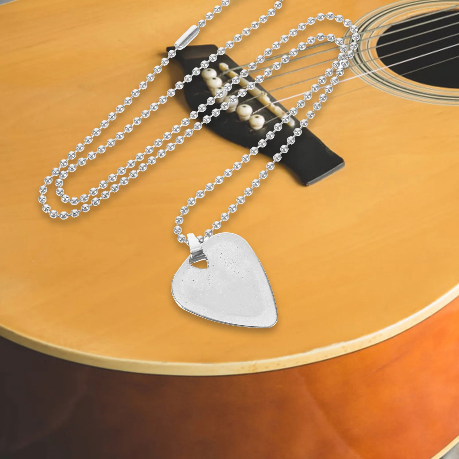 Juego de púas de guitarra de resina de alta calidad, fuerte, sin deformar, tono claro, portátil para reproductor de bajo, equipo esencial para músico, 1 Juego