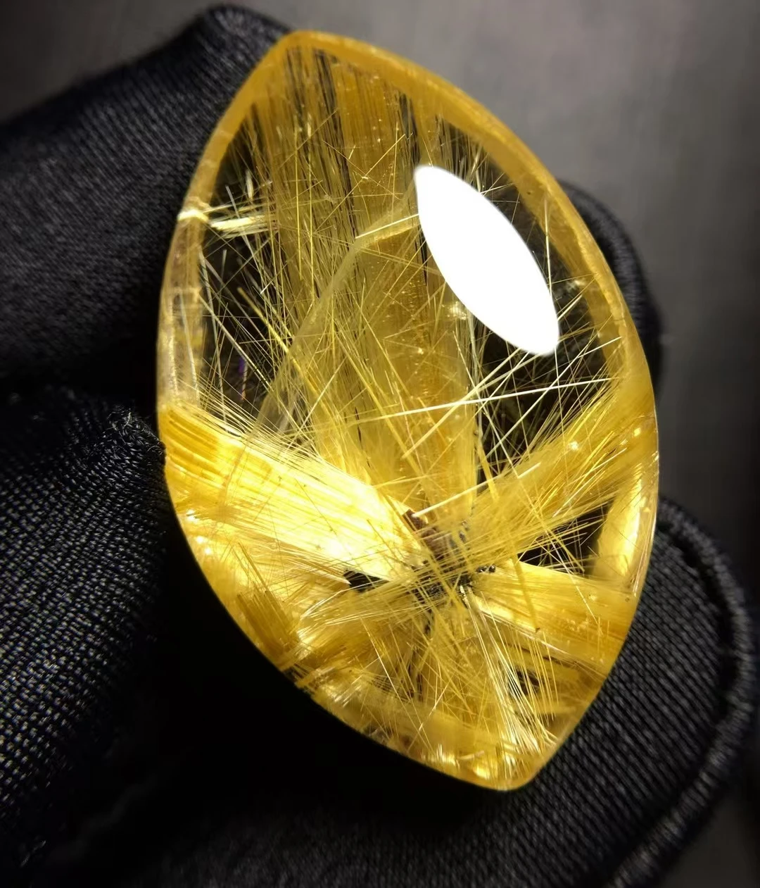 

Natural Gold Rutilated Quartz Pendant Water Drop Rutilated Quartz Jewelry Flower 35*22.4*11.2mm Men Women Brazil AAAAAAA