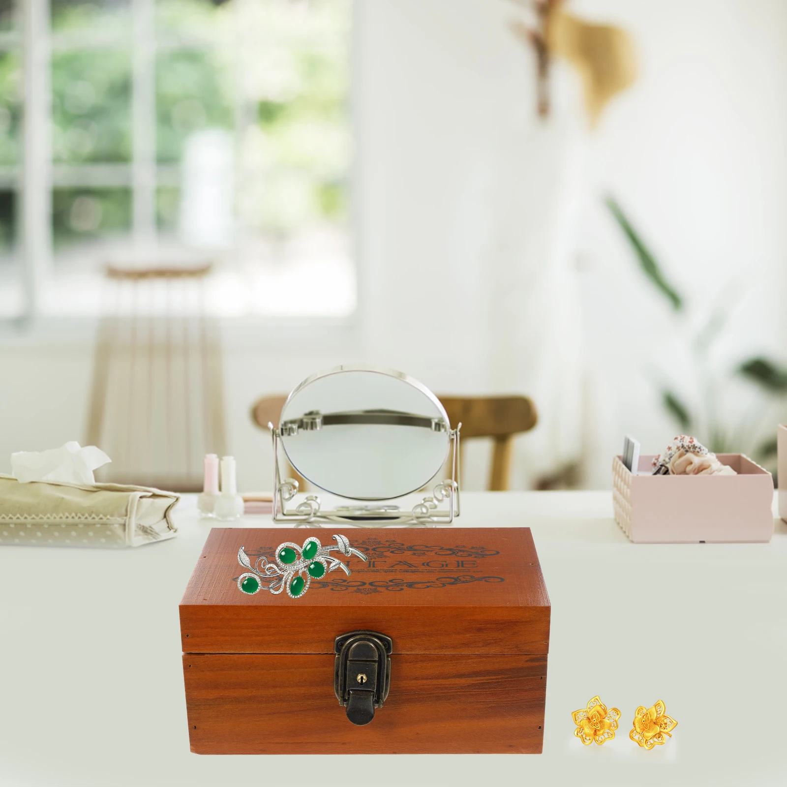 

Treasure Chest Retro with Lock Small Jewelry Organizer Case Storage Box Vintage Zinc Alloy