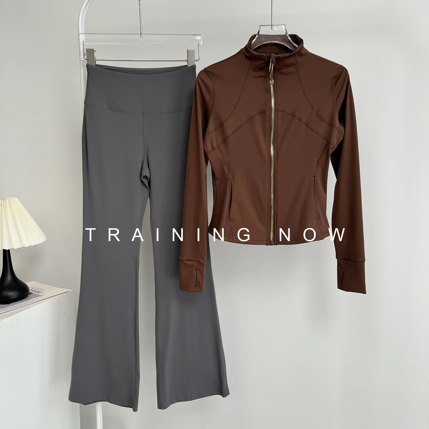 بدلة رياضية للنساء في الخريف والشتاء بياقة واقفة وتدريبات البيلاتيس وسترة يوجا عالية الخصر لرفع الورك والجري #4