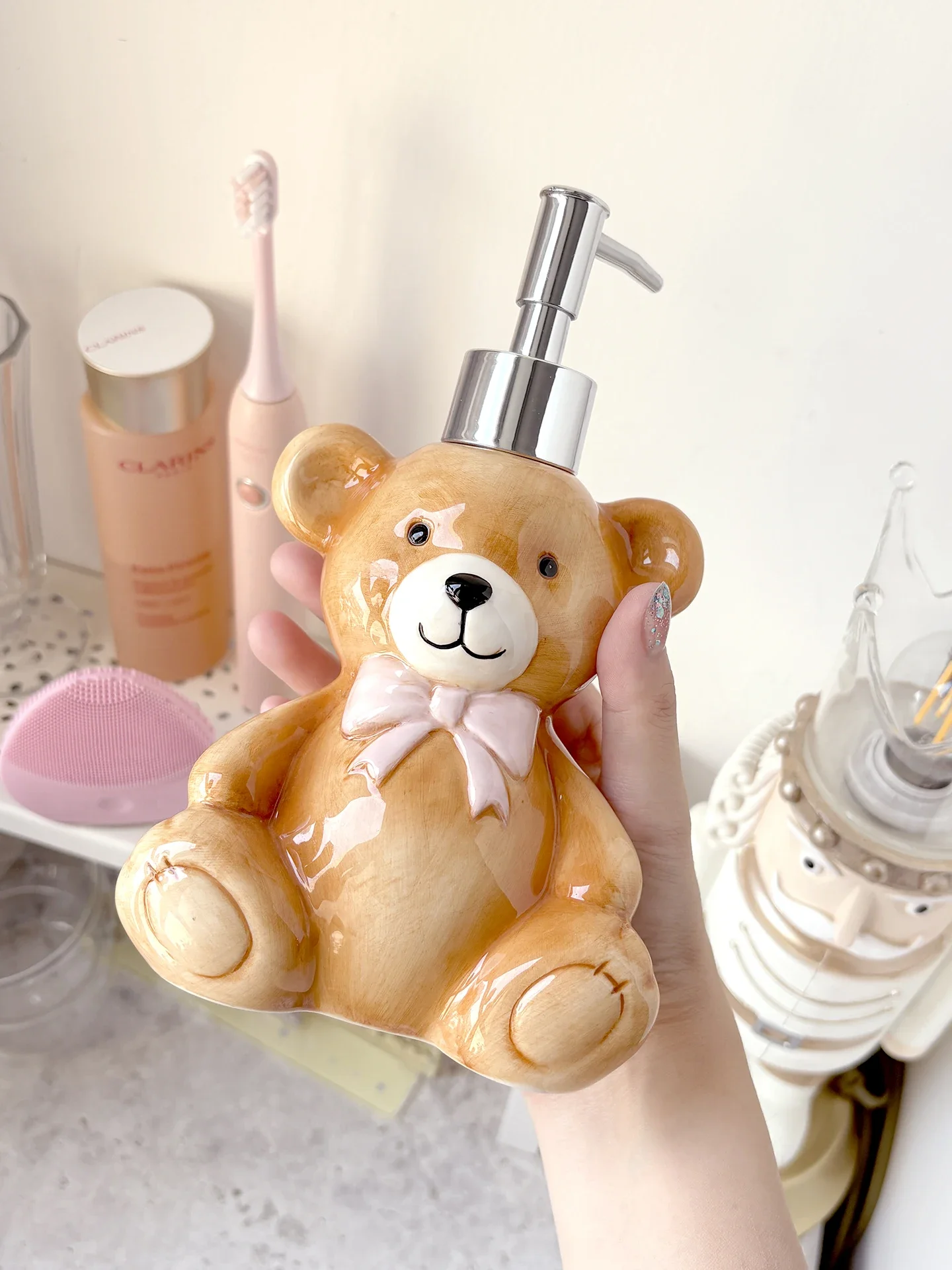 400ml  soap dispenser Cute teddy bear bath bottle, playful hand sanitizer bottle, creative home ceramic packaging container