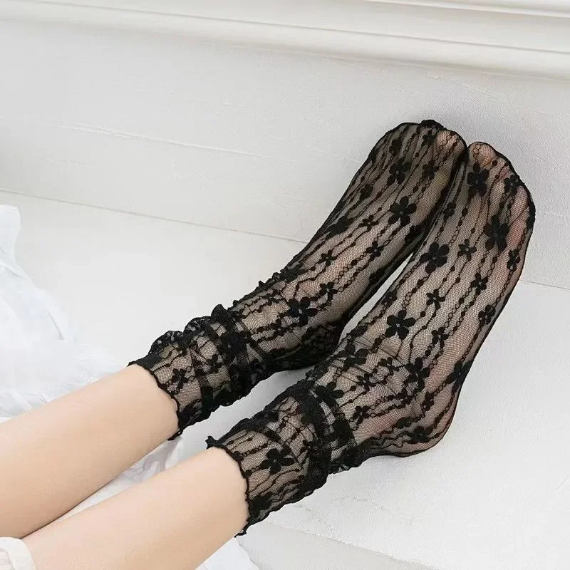 Women Sexy Black Fishnet Floral Pattern Lace Socks Thin Hollow Nylon Silk Retro Flower Pile Socks Ladies Transparent Crew Socks