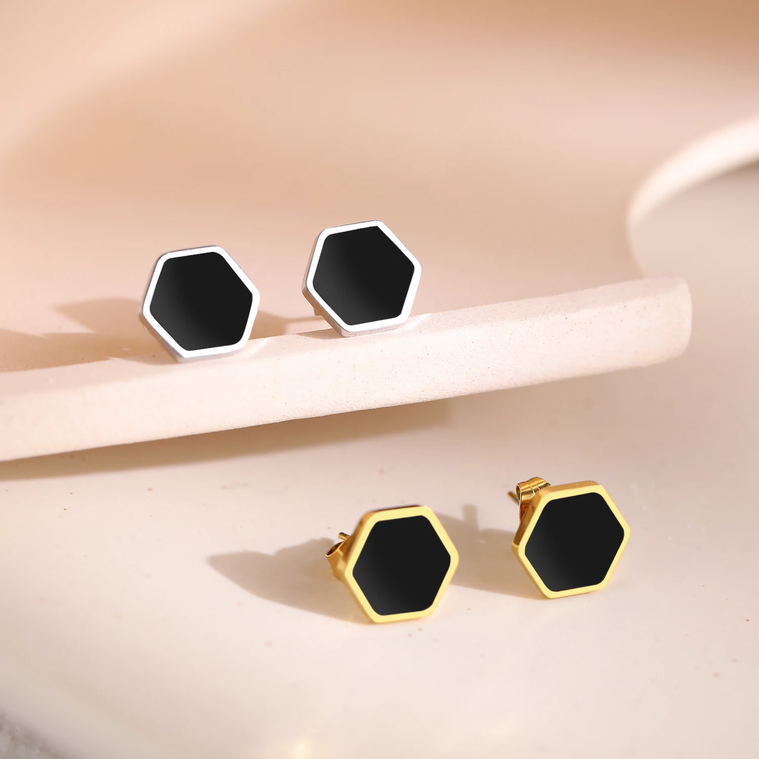 Pendientes de acero inoxidable para mujer, aretes hexagonales de acrílico negro, joyería de alta gama, regalos de boda