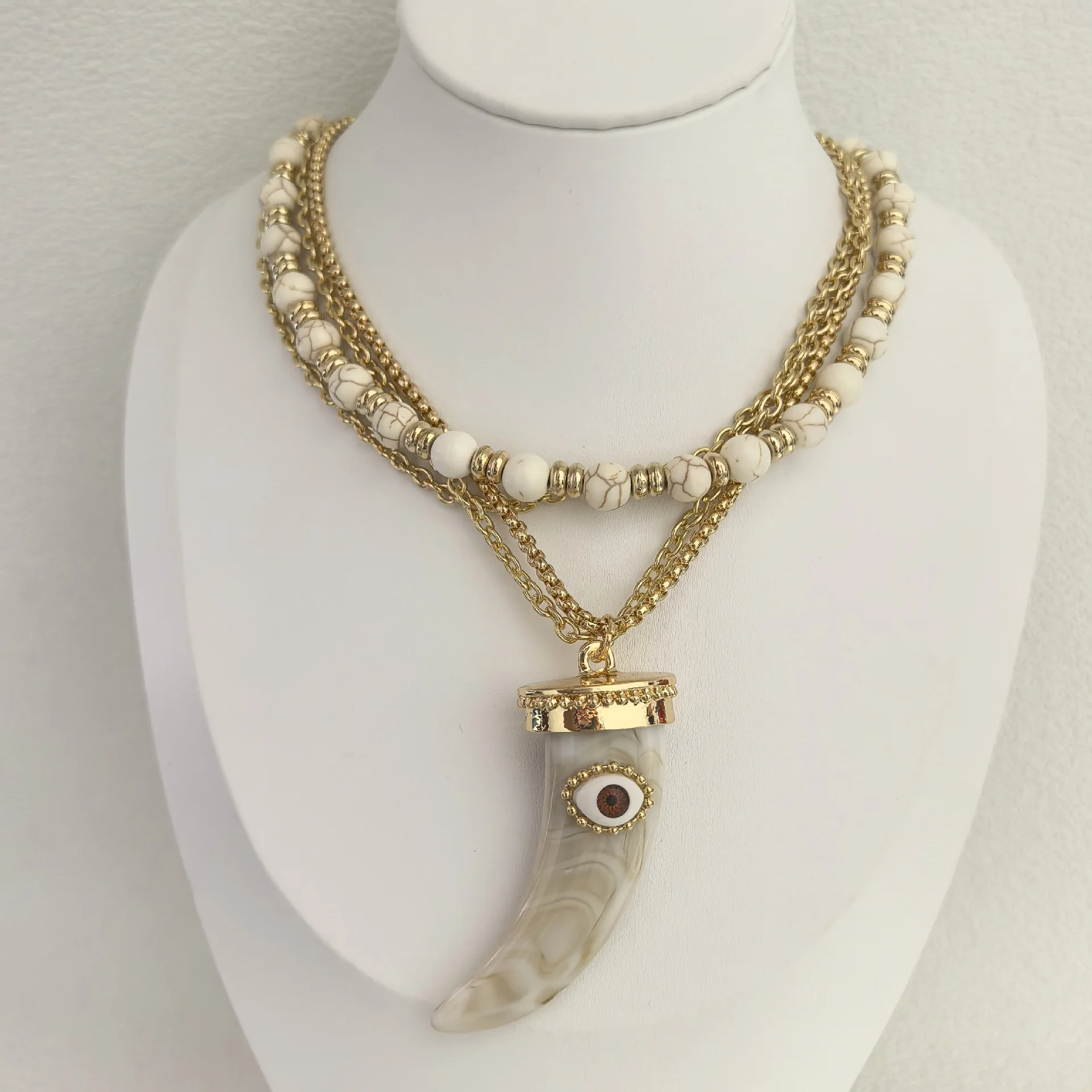 Vintage Evil‑Eye Multi‑layer Natural Stone Beaded Chain Necklace Horn Wolf‑tooth Pendant Clavicle Chain Fashion Party Jewelry Gi