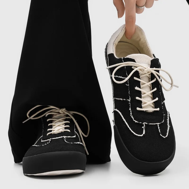 New Style Men Casual Shoes Black White Color European-style Laced  Stitched Flat-bottom Business Shoes High-quality Shoes Men