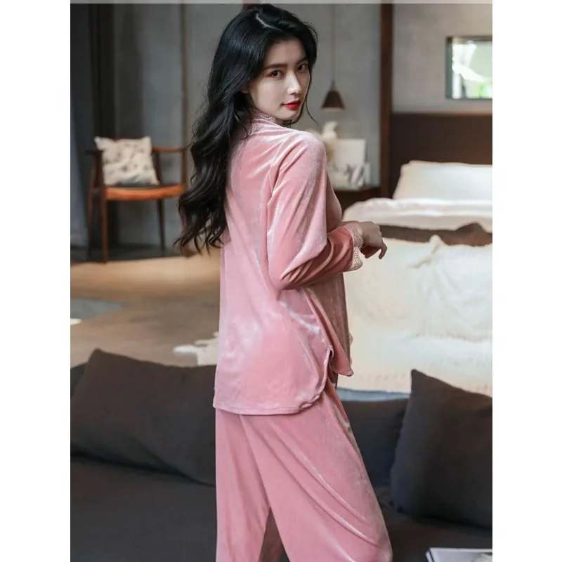 2024 New Pajama Women's Autumn Winter Long Sleeved Cardigan Sleepwear Set Spring Golden Velvet Sexy Lace Loose V-neck Homewear