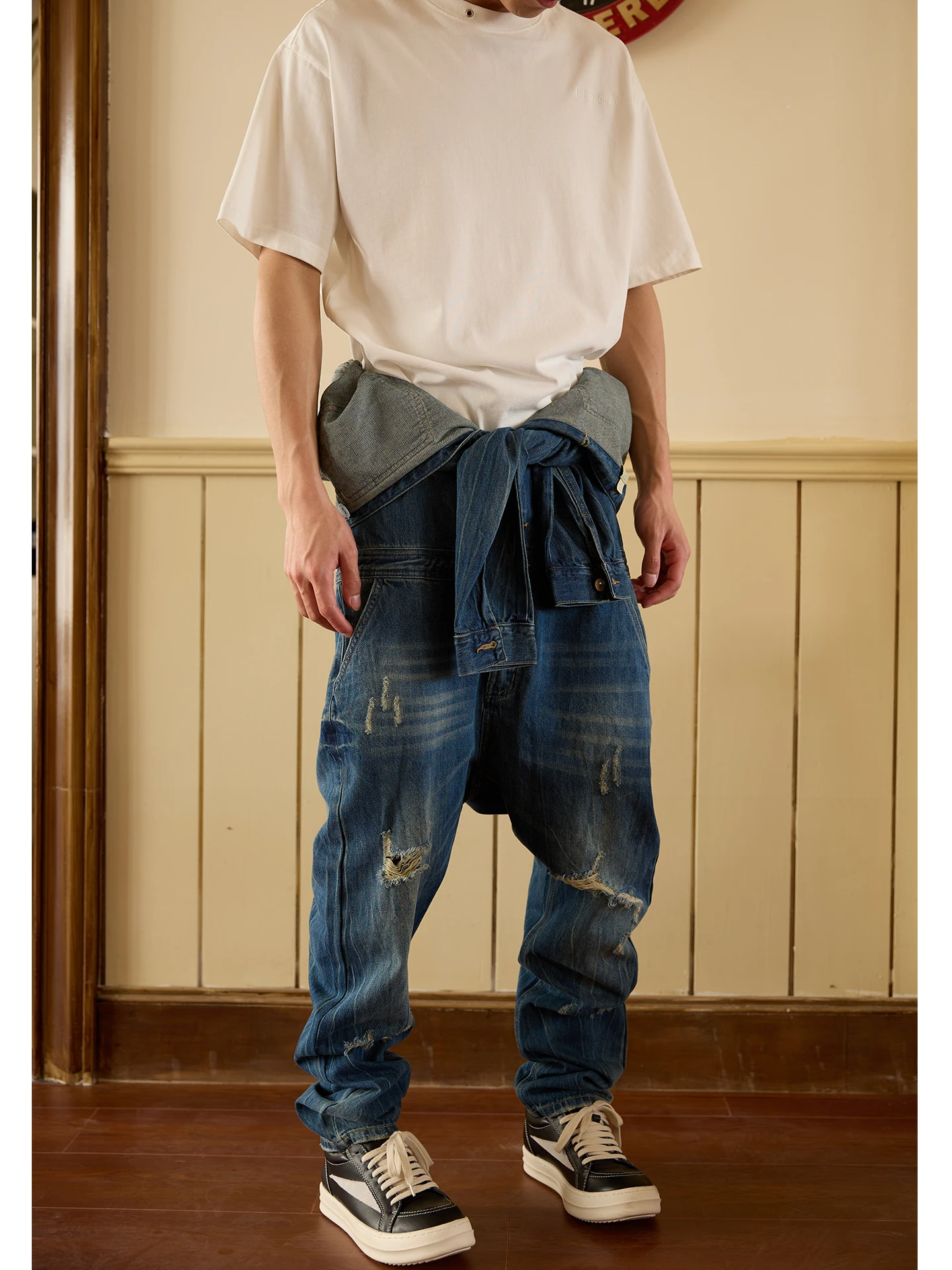 

Retro American Sle Men's Denim Jumpsuit Spring Autumn Personalized Hole Long Sve Suit Casual Cotton Polyester