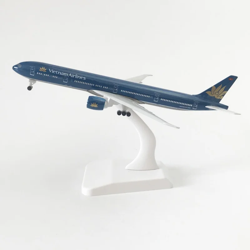 20cm B777 Vietnam Airlines Boeing 777 Airplane Model Die-casting alloy metal airplane model toy (with landing gear)