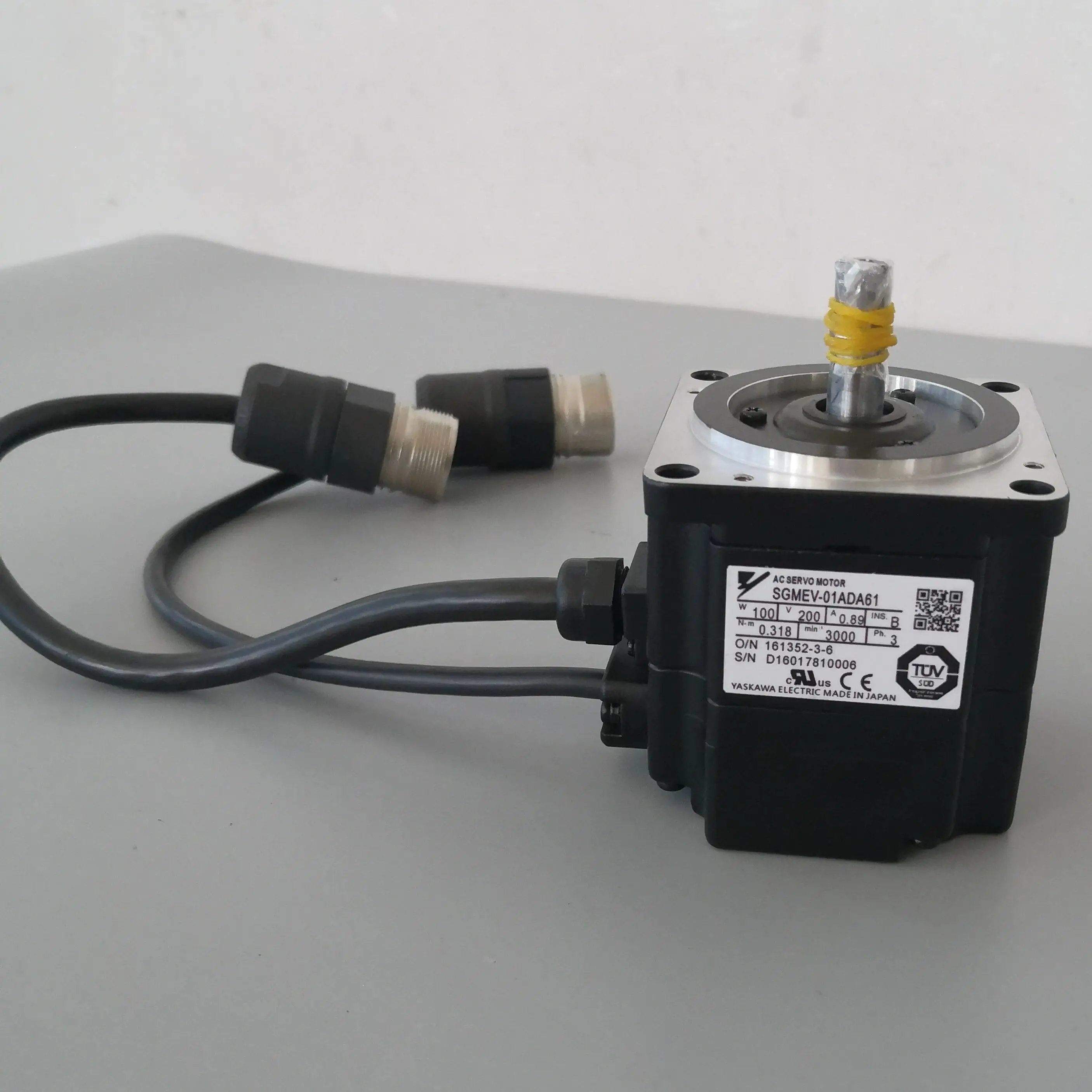 

SGMEV-01ADA61 Brand new Servo motor，In Stock，SGMEV 01ADA61