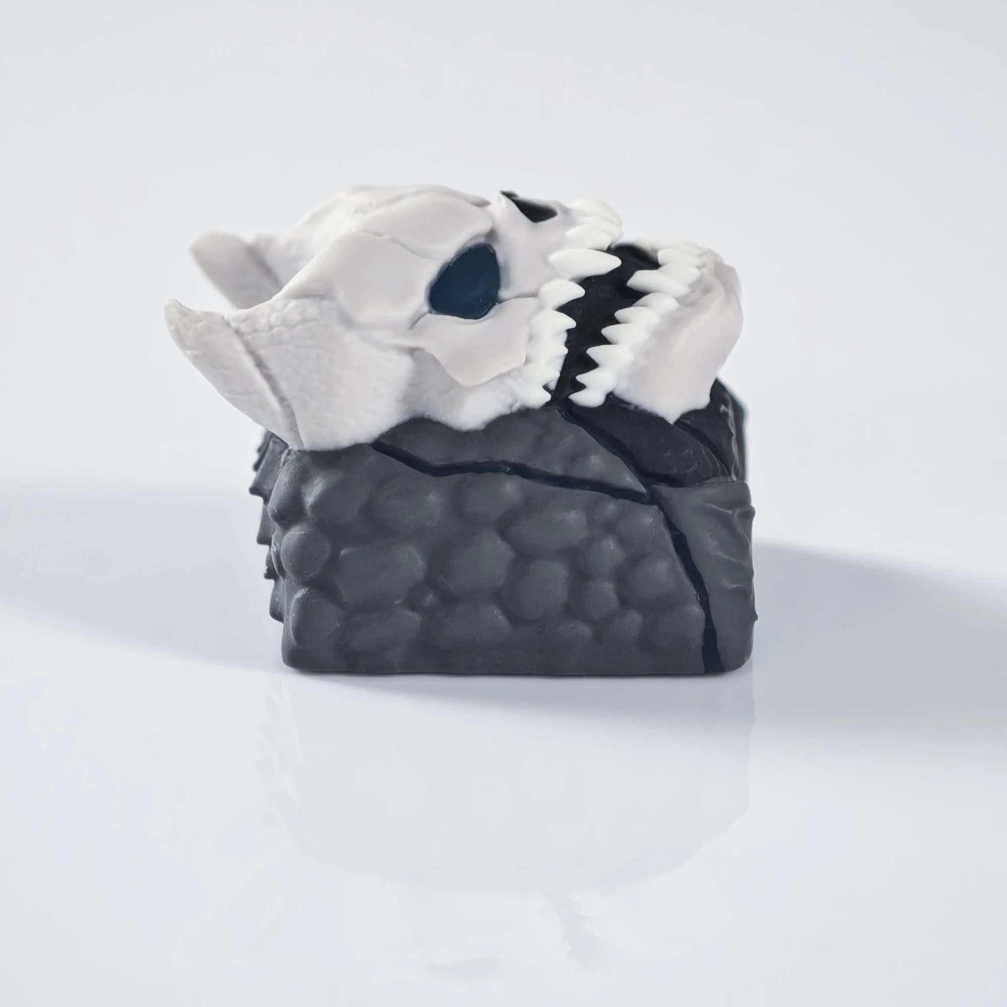 Monster No. 8. nasadek klawiszy Novelty Artisan Podświetlana żywica Personalizacja Mechaniczna nasadka klawiszy do akcesoriów do klawiatury mechanicznej — zdjęcie produktu 4