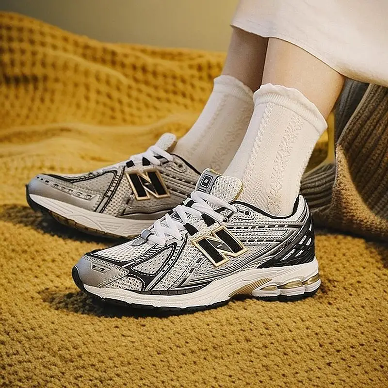 

2024 Summer New Versatile Popular Casual Sports Shoes Retro Mesh Breathable Running Shoes