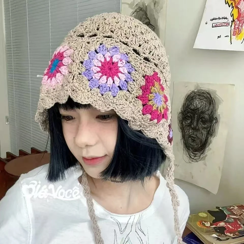 

Лидер продаж лета, дышащая ажурная вязаная шапка, повседневная летняя шапка Skullies, модный берет с цветами для женщин