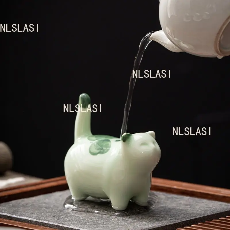 1pcs Small Ceramic Cat Handmade Tea Pet Decoration Toy Kung Fu Teaset Ceremony Tea Ornament Figure Kitty Tea Pet Teaware