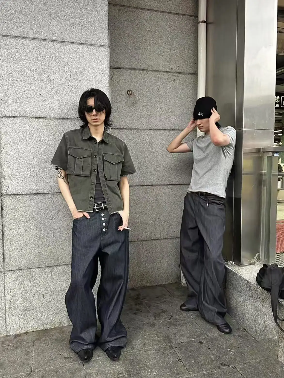 استوديوهات لا إيمان محدودة ذات حافة حمراء وآذان حمراء داني الأصلية الثور السيفية جينز فضفاض ثلاثي الأبعاد #2