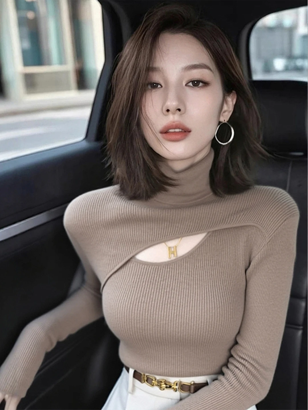 

Caramel Hollow out Half High Collar Fur Inner Wear Sweater Women's Autumn Winter Slim Fit mid Collar Knitted Top