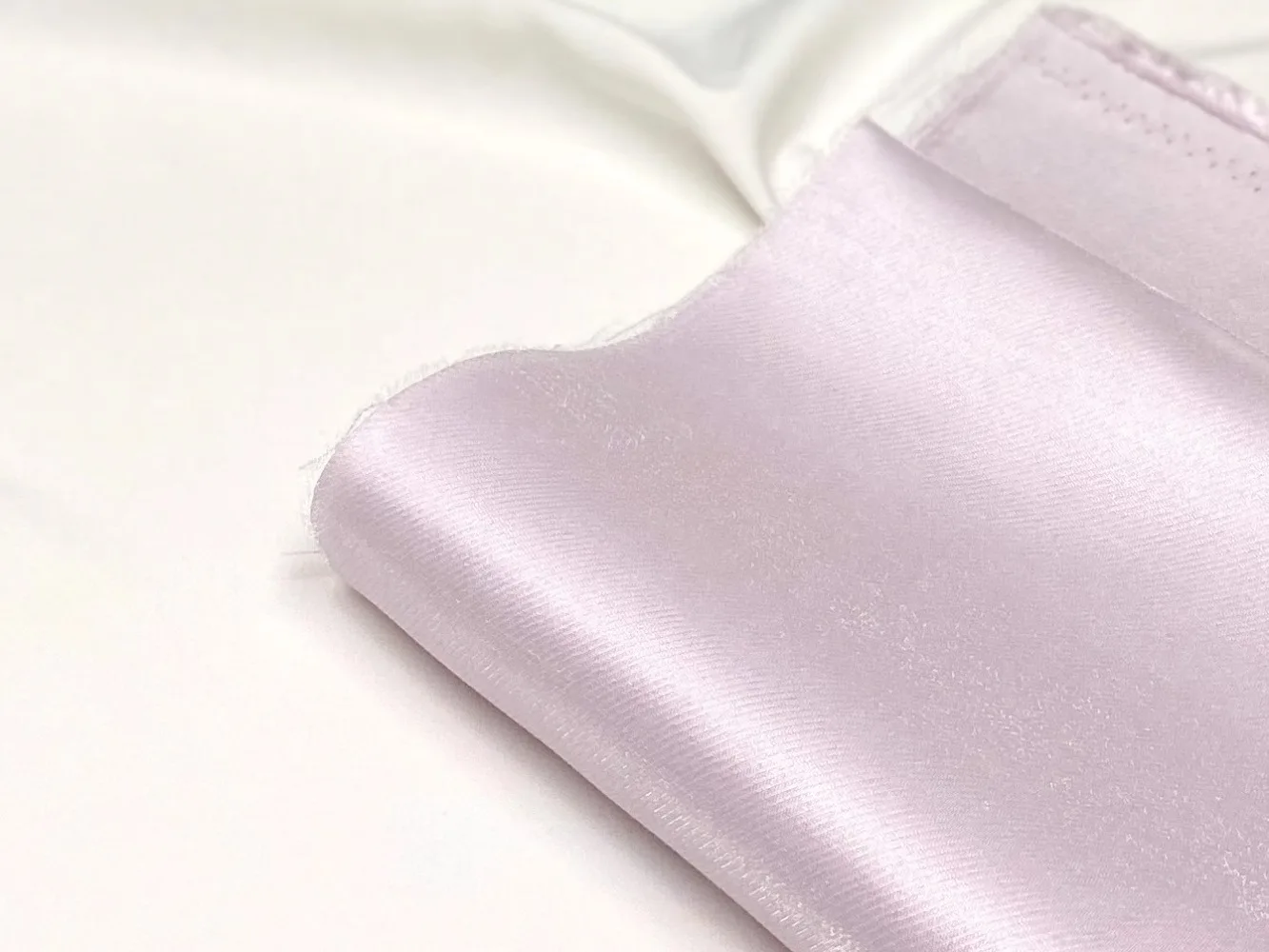 고품질 솔리드 컬러 모조 아세트산 능직 단단한 직물 봉제 드레스 셔츠 의류 DIY 머리 장식 광택 직물