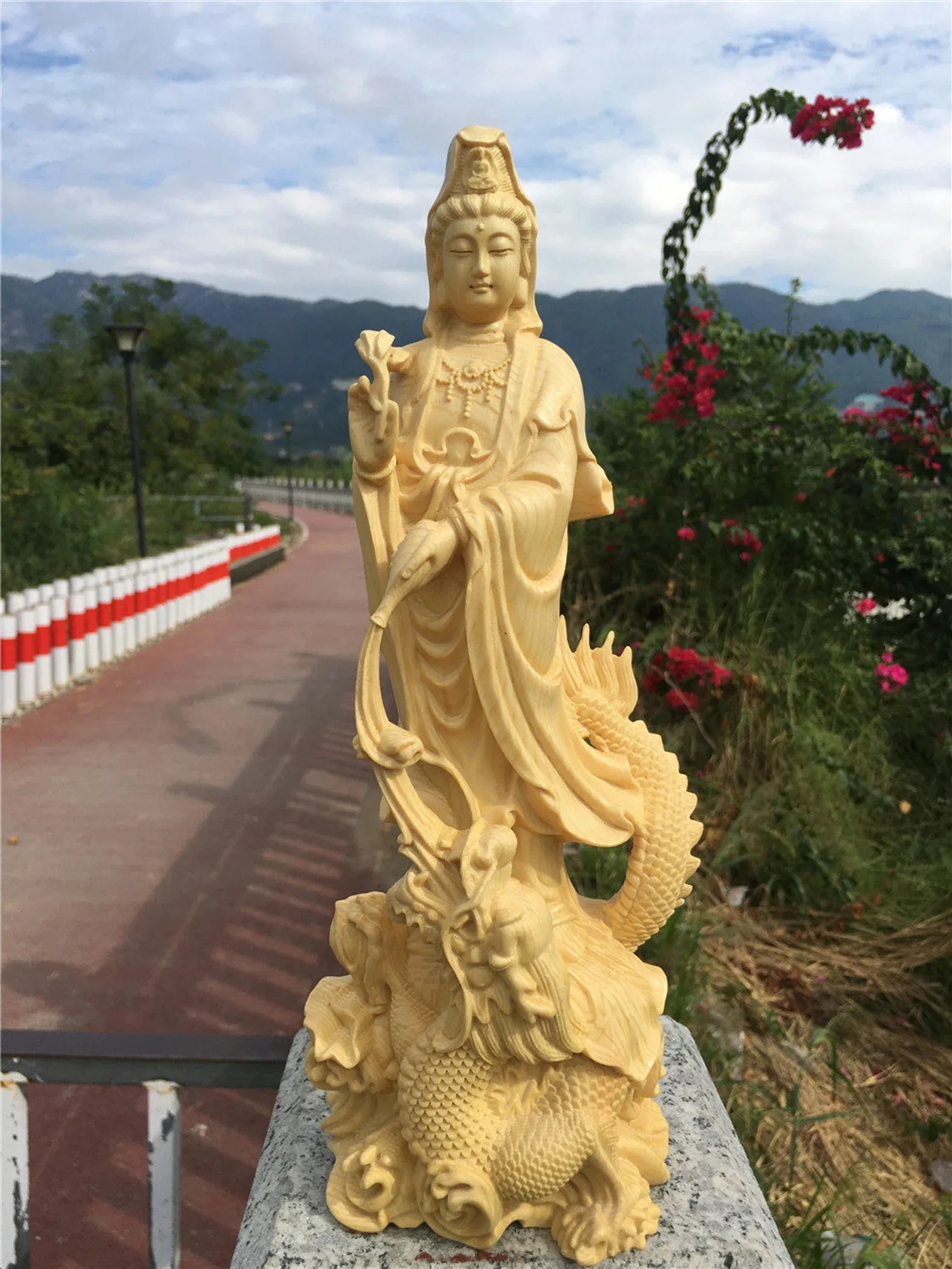 

Dragon Guan Yin Bodhisattva Wood Carving, Buddha Statue, Handcrafted from Premium Boxwood, Exquisite