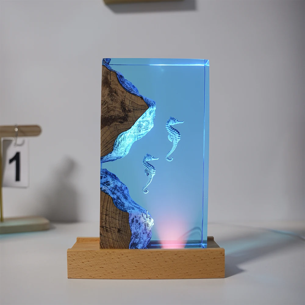 Seahorse Theme Organic Resin Light Creative Art Night Light Craft Decoration Ocean Animals Landscape Table Lamp USB Charge