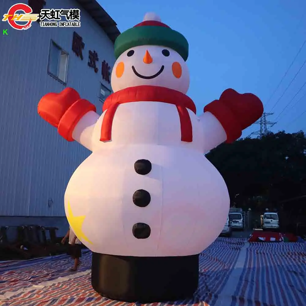 

2025 Новый гигантский надувной снеговик для рождественских украшений, взорванная рождественская мультяшная модель снеговика с воздуходувкой