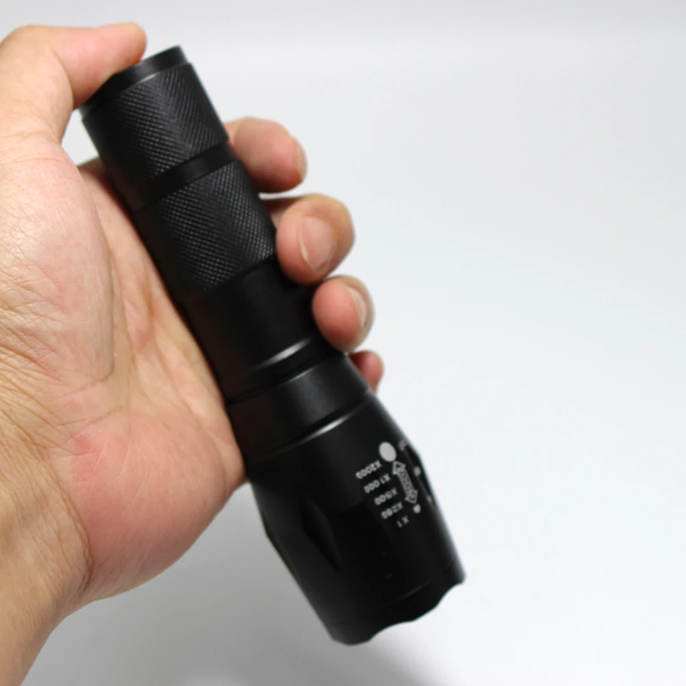 Powerful Red Flashlight Tactical Green/Red/White Torch 1-Mode Predator Handheld Zoomable Torch+Clip+Tail Switch+18650+Charger