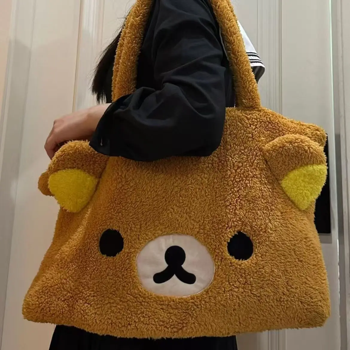 

Retro rilakkuma cartoon cute plush large capacity autumn and winter tote shoulder bag storage bag shopping bag