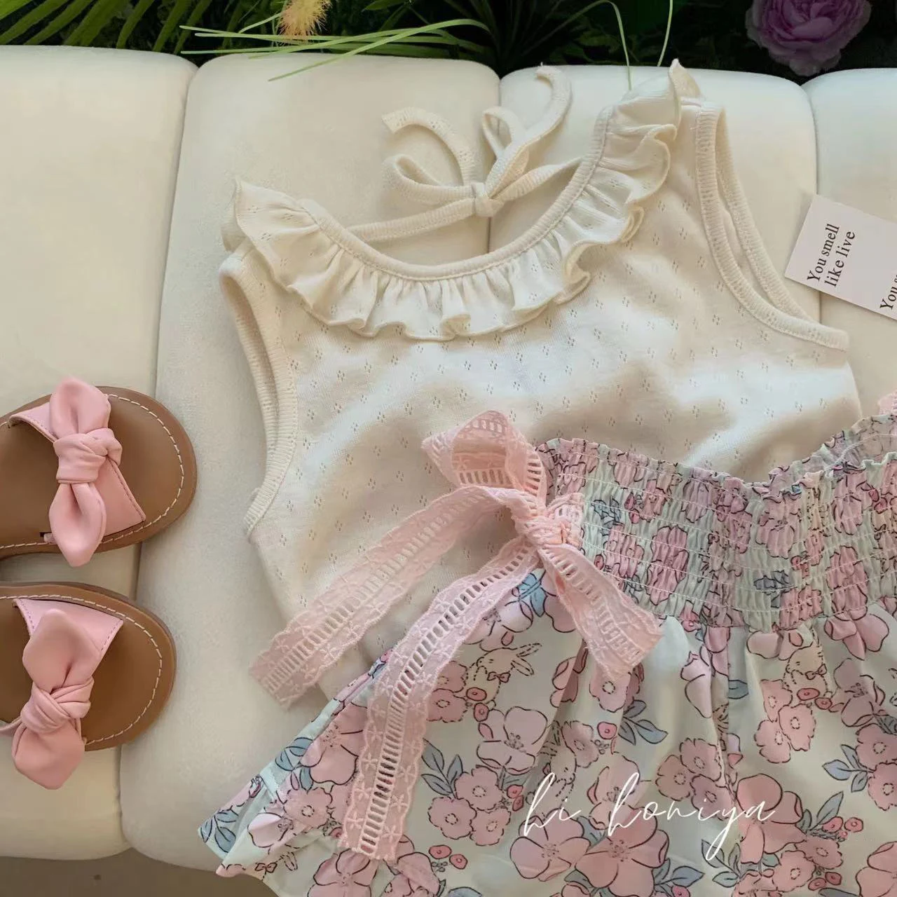 Two Pieces Children Shorts Set Ruched Round Collar Sleeveles White Vest+Floral Print Cute Shorts 1-6Y Girls Summer Clothing Suit