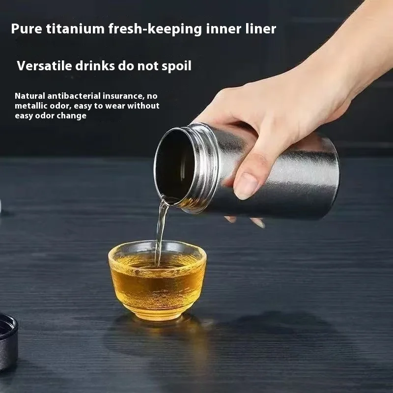 

200ml Pure Titanium Thermos Cup Men&Women Water Cup Portable Tea Cup Business Office Mug Titanium Mug Hot&Cold Insulation Bottle